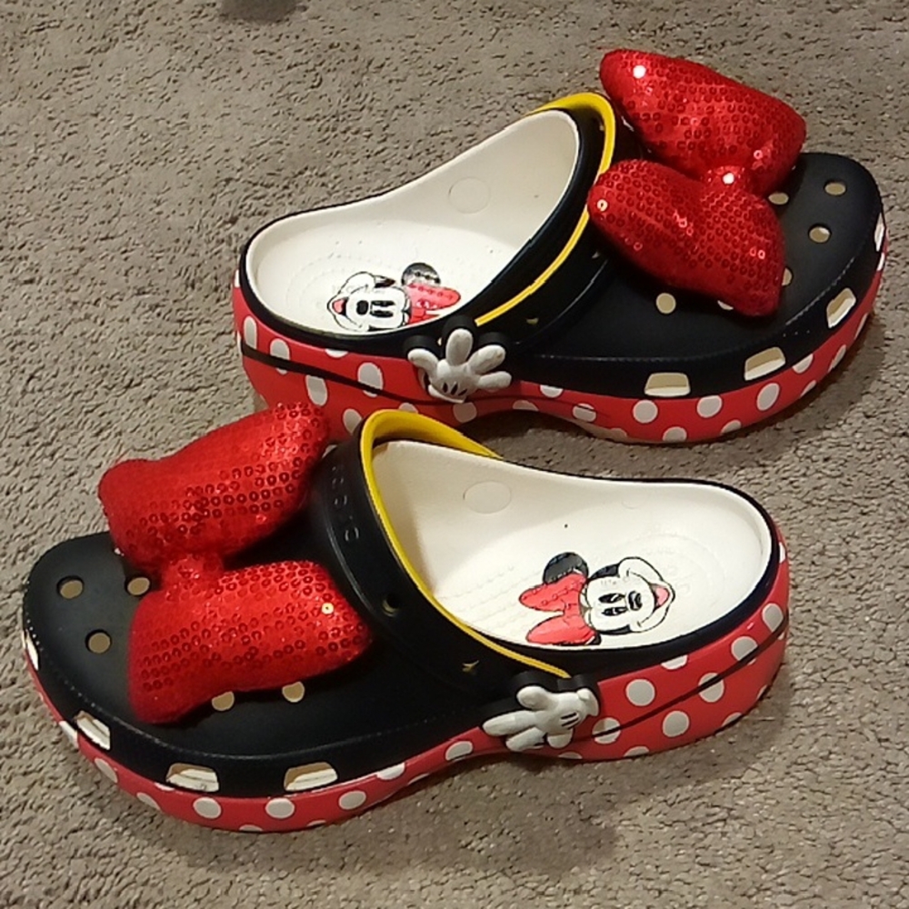 Minnie mouse Crocs